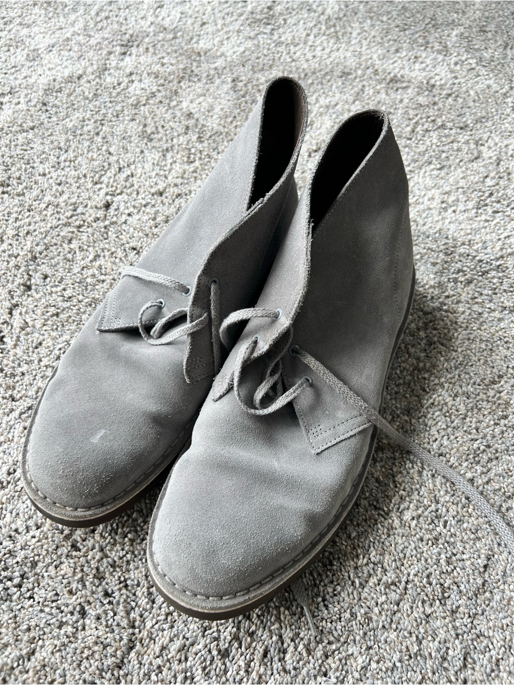 Men's Classic Gray Suede Desert Boots. Size 12.